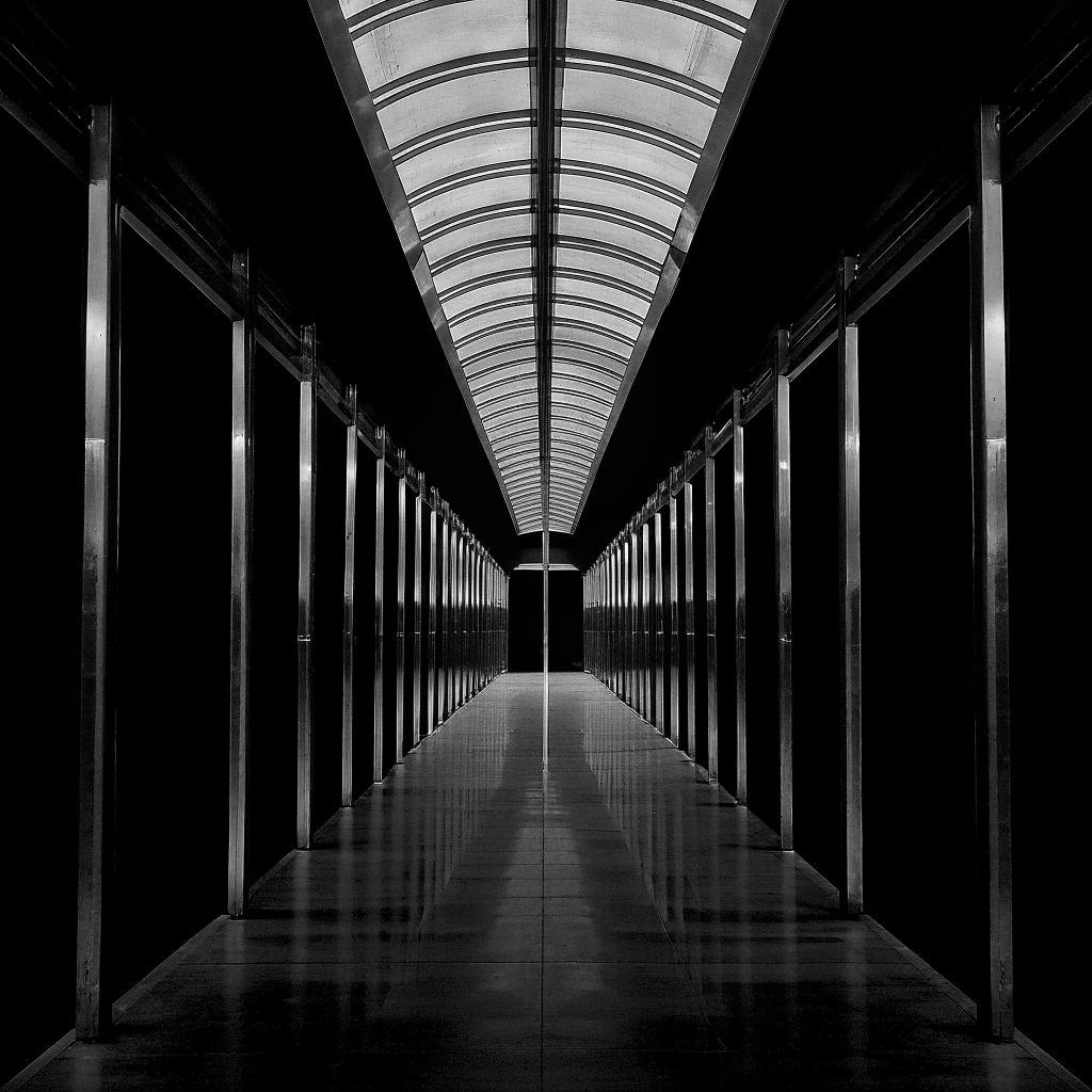 NOIR // CR-02